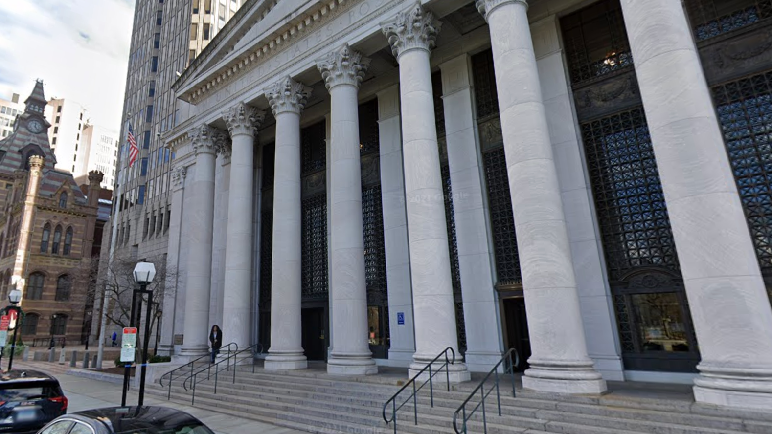 Connecticut woman pleas guilty to $1.5M embezzlement scheme