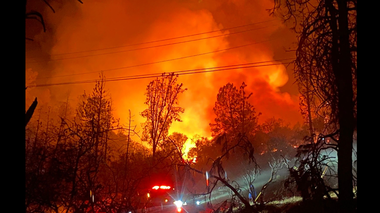 Evacuations still in place as fire crews battle Woods Fire in Sonora