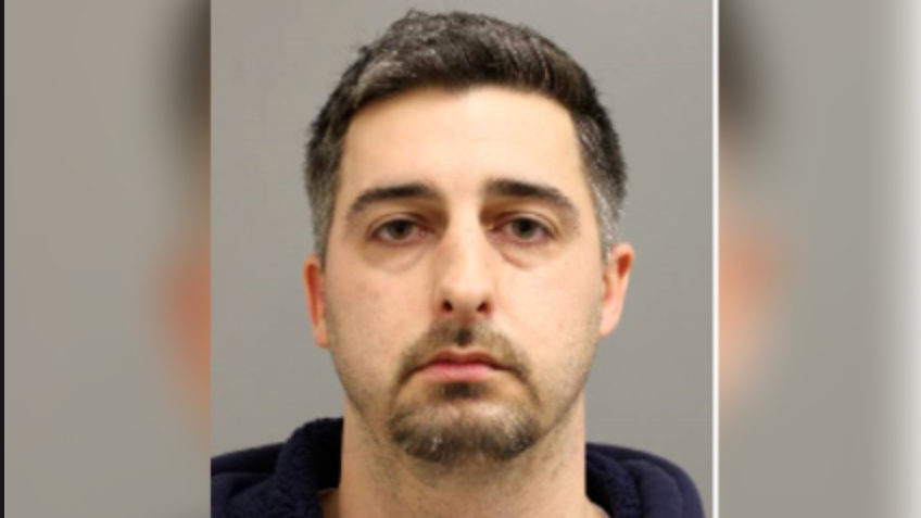 Ex-LI corrections officer pleas guilty to posing as cop to pull women over and prey on them