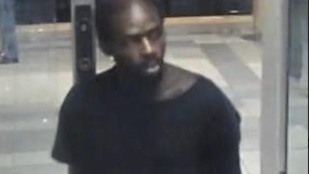 Man touches woman's buttocks, exposes himself in Midtown subway station