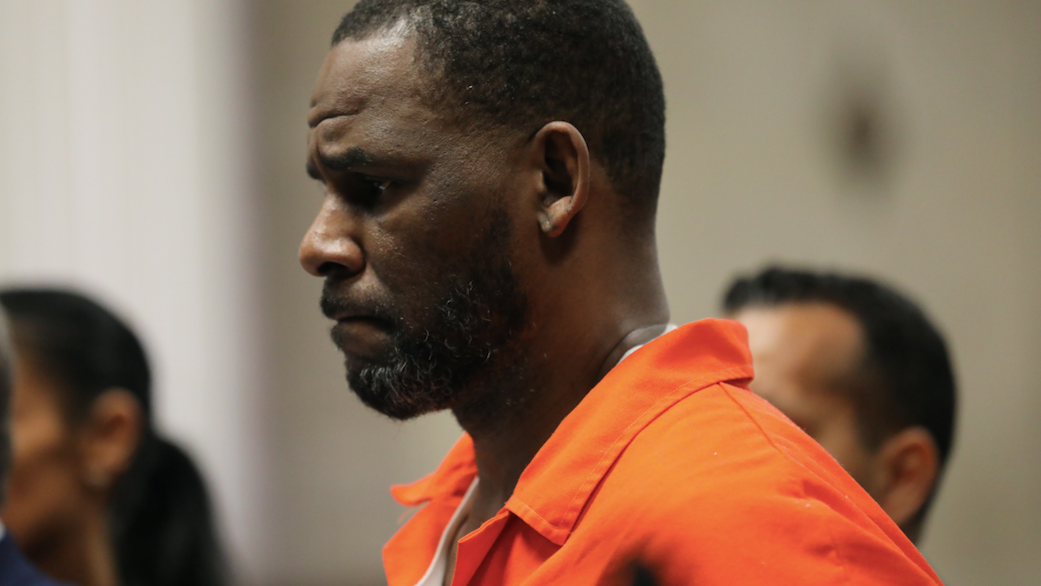 Federal jury convicts R. Kelly on child-porn charges