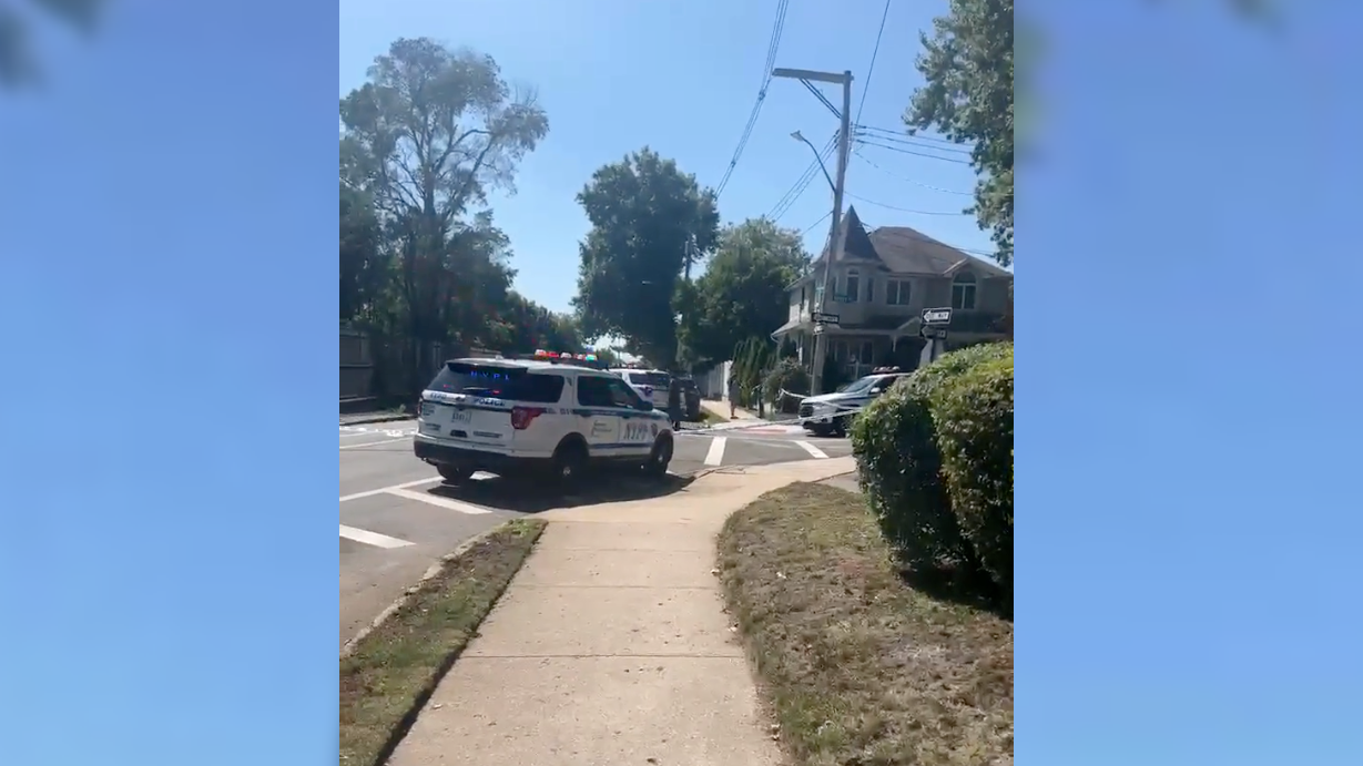 SI woman in stolen car strikes, critically injures off-duty FDNY EMT: police