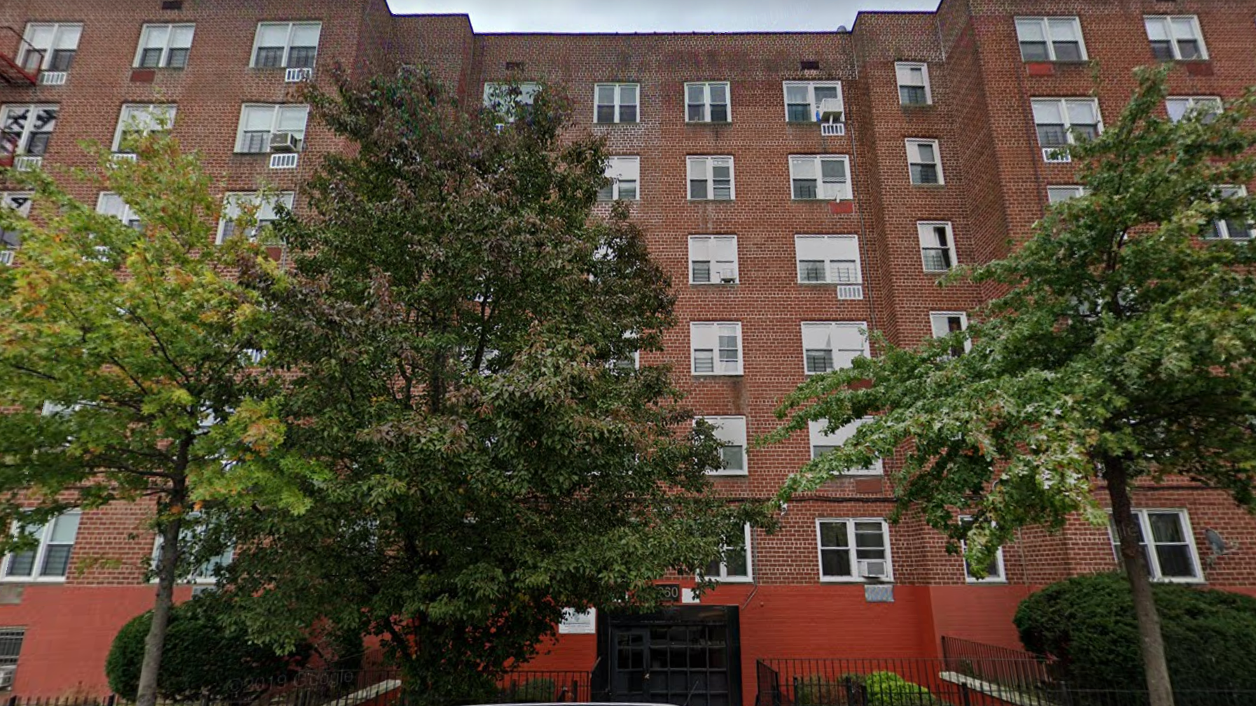 Woman, 61, dead, man injured in shooting at Staten Island apartment