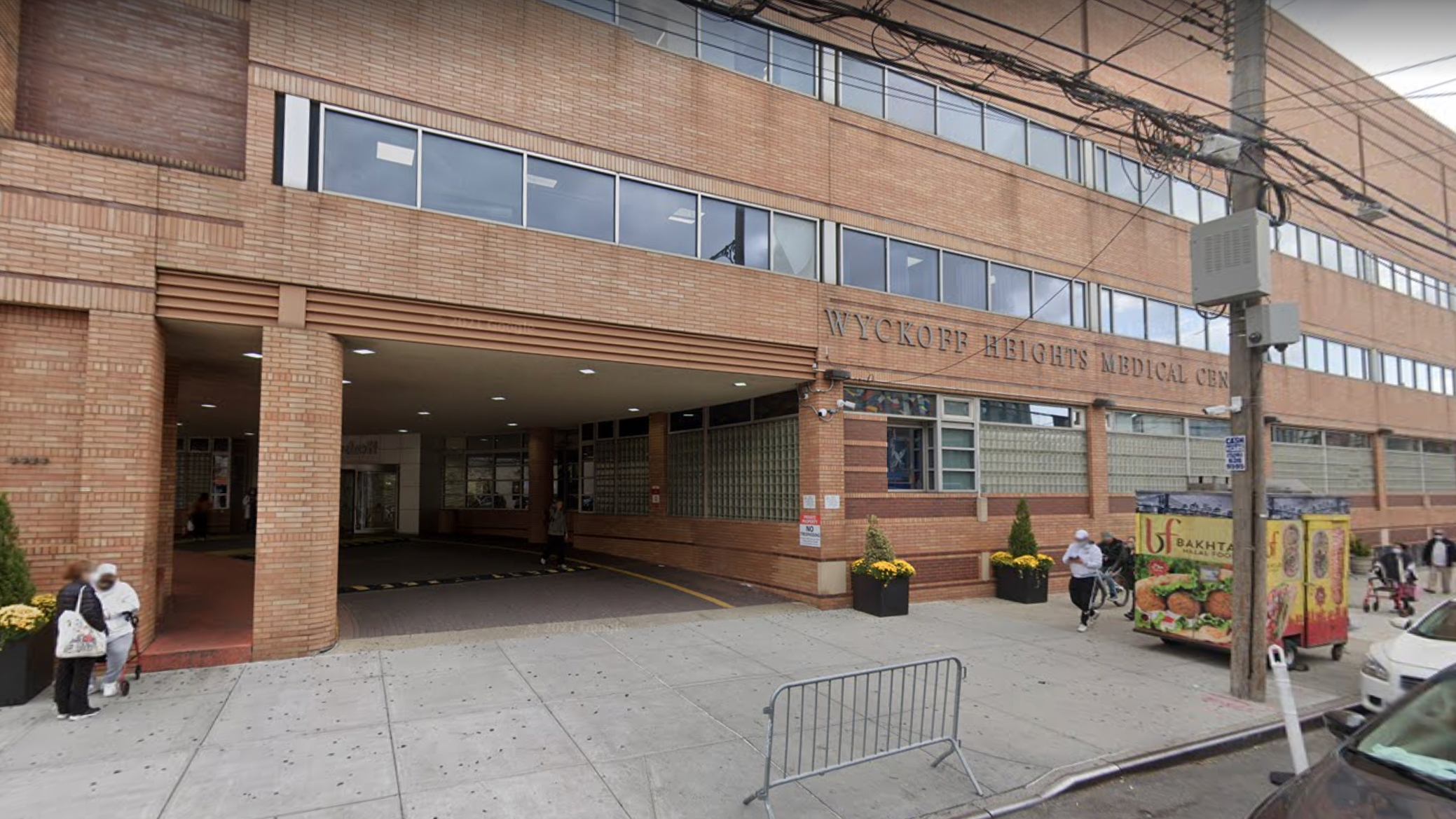 Man, 28, dropped off in front of Brooklyn hospital with fatal gunshot wounds