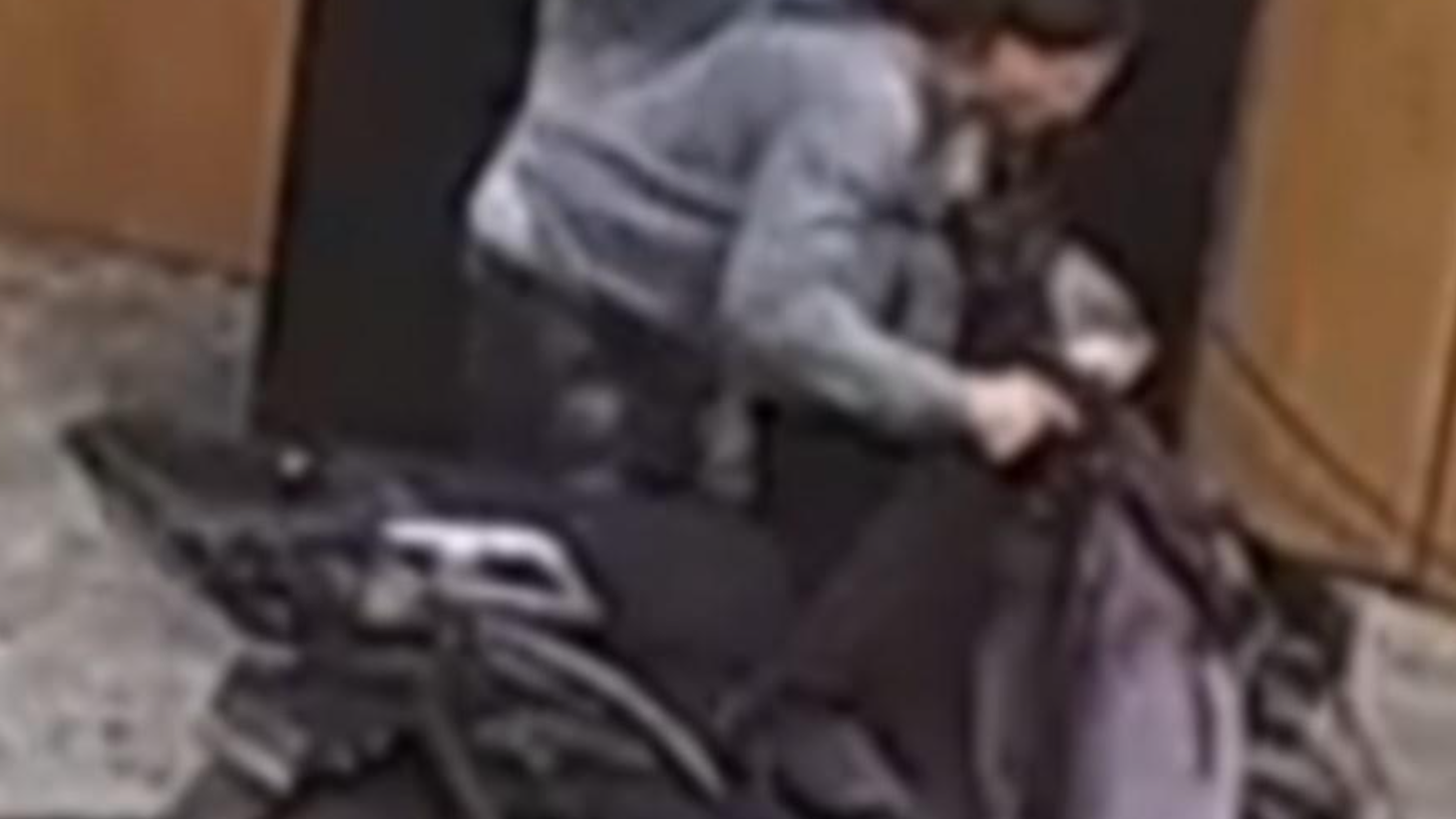 Man who stole bike near Hudson Yards gas station mini mart sought