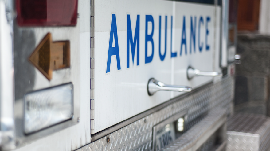 Baby born on side of I-55 near Bolingbrook