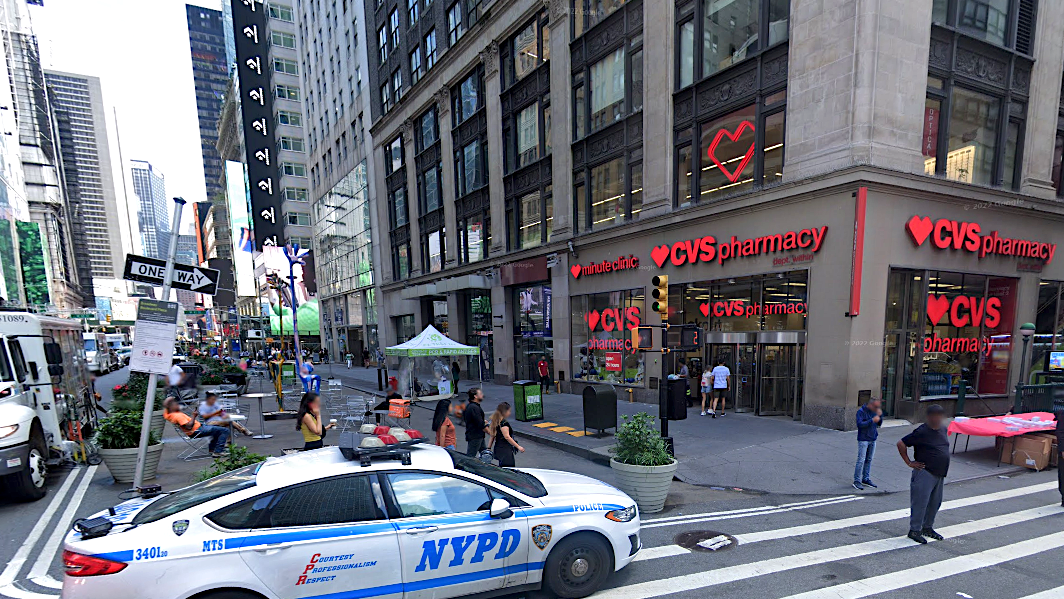 Times Square tourist who turned down drugs, sex is slashed in face, robbed