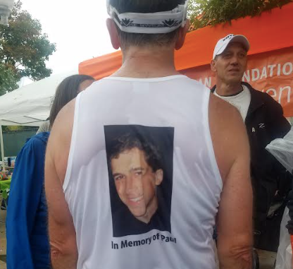 runner with T shirt