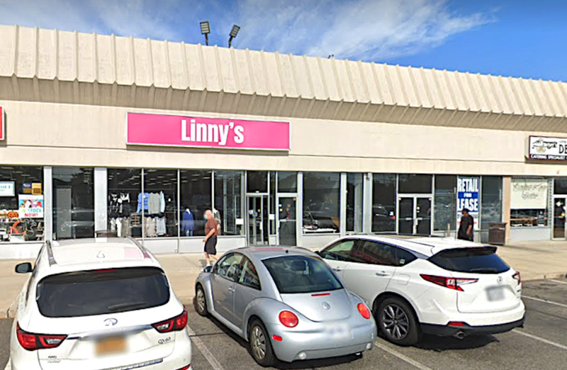 Linny’s Boutique on Old Country Road in Plainville, N.Y.