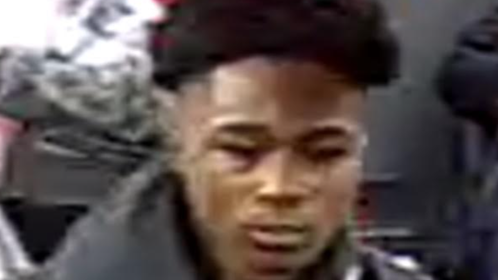 Teen stabbed, robbed after getting into dispute on SI MTA bus: NYPD