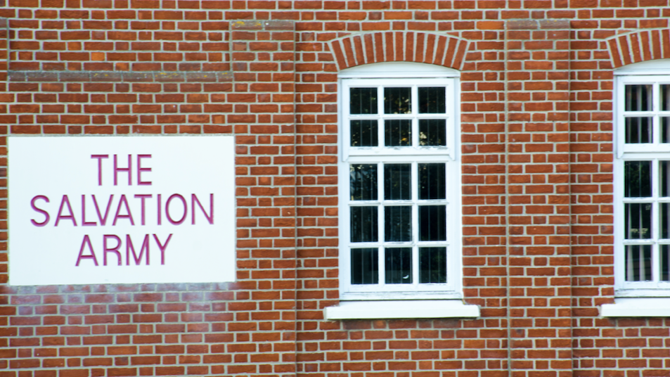 Salvation Army looking into complaints of migrant mistreatment at Chicago shelter