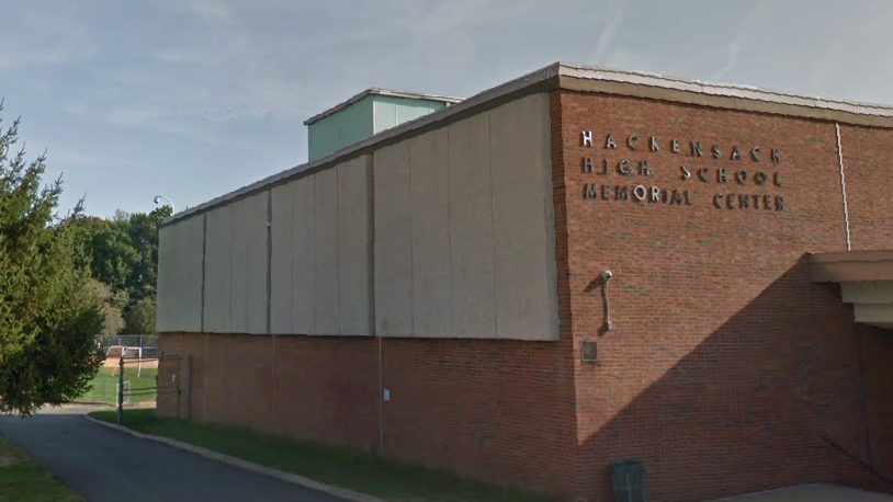 3 teens stabbed in fight near NJ high school: police