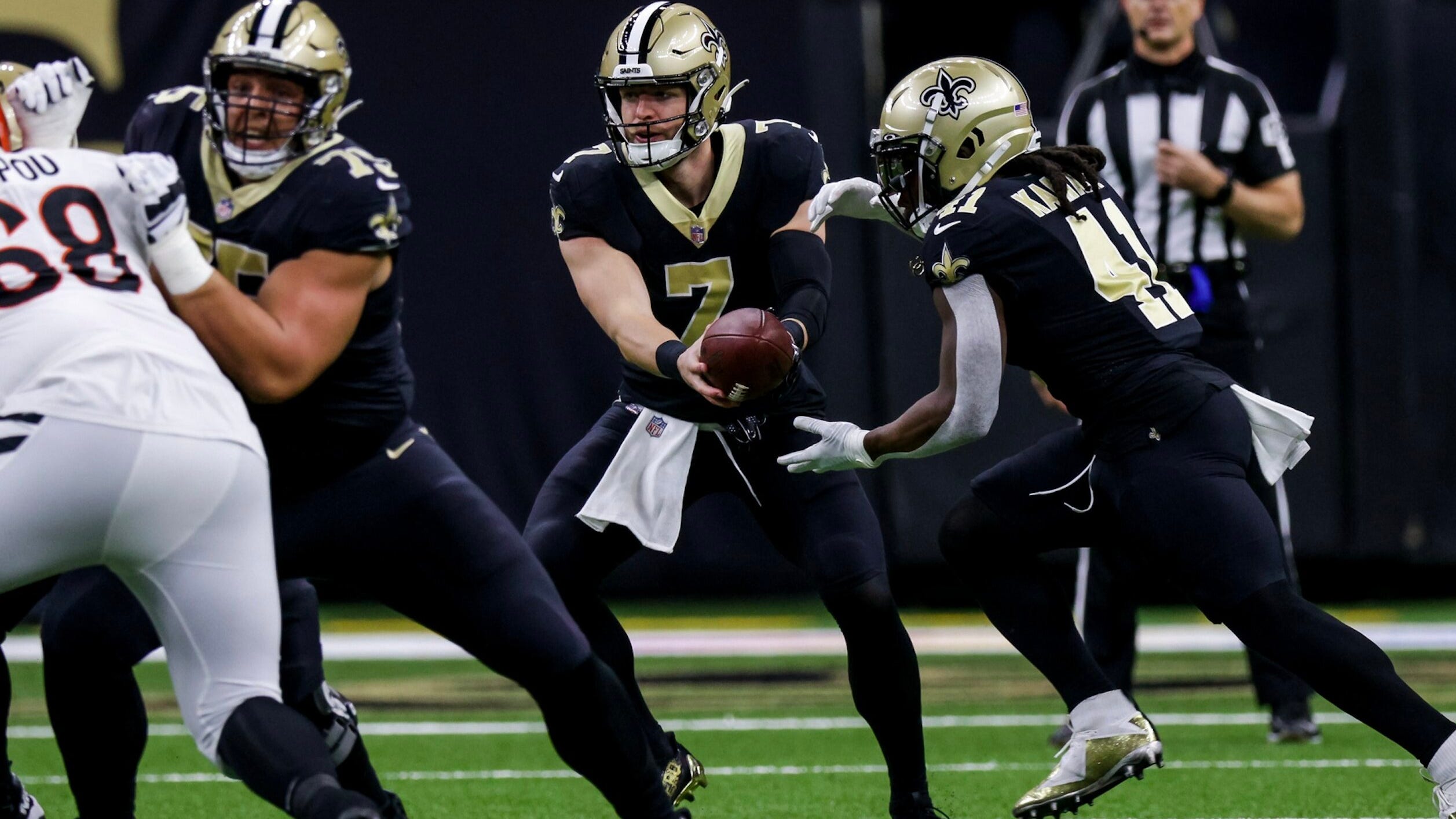Why didn't Taysom Hill see the field more in Saints' loss to Bengals?