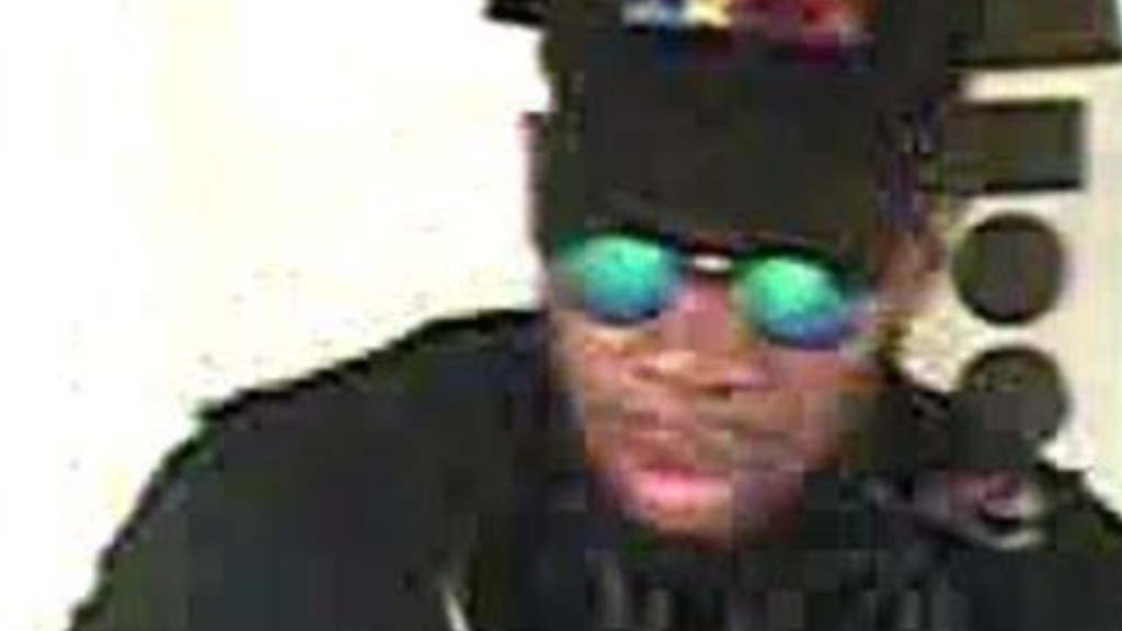 Man, 29, attacked with sheathed sword after argument on Lower Manhattan train: NYPD