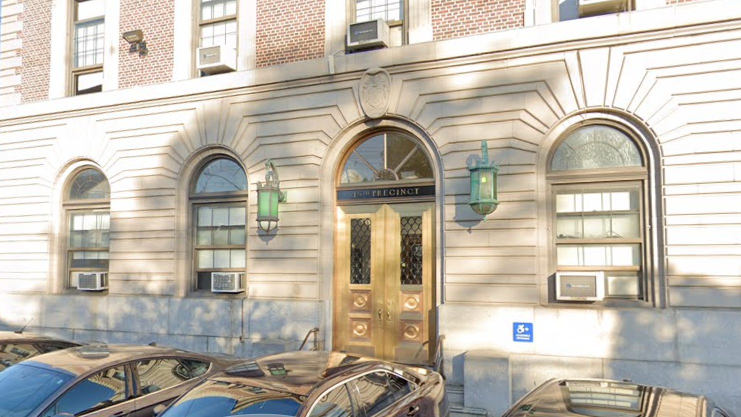 Off-duty NY police officer robbed of badge, wallet in the Bronx
