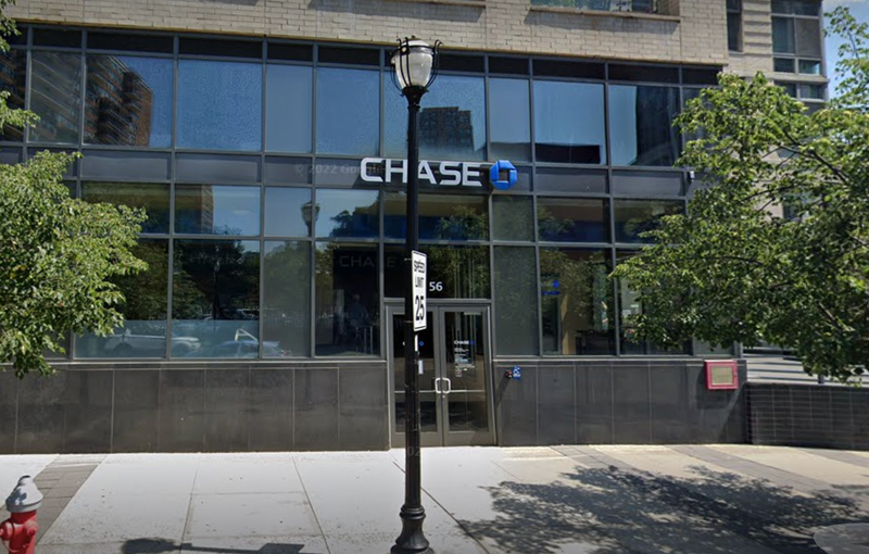 Jersey City Chase bank where ATM robbery occurred. 