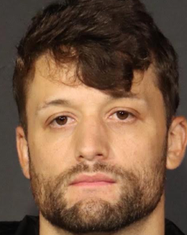 Juan Velez, 28