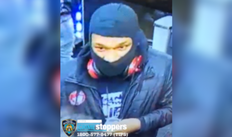 Man wanted for impersonating a police officer and trying to rob cigar store in Manhattan.