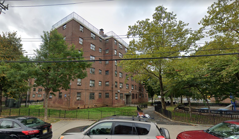 168 Brabant Street in Mariners Harbor where stabbing happened. 