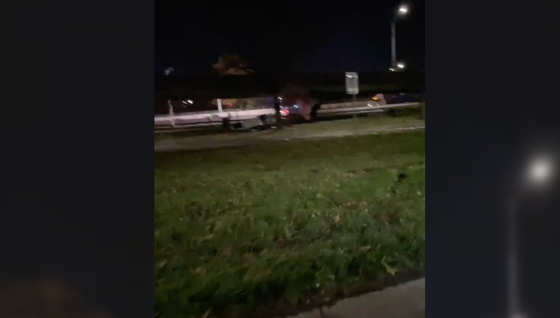 Car overturned on the LIE