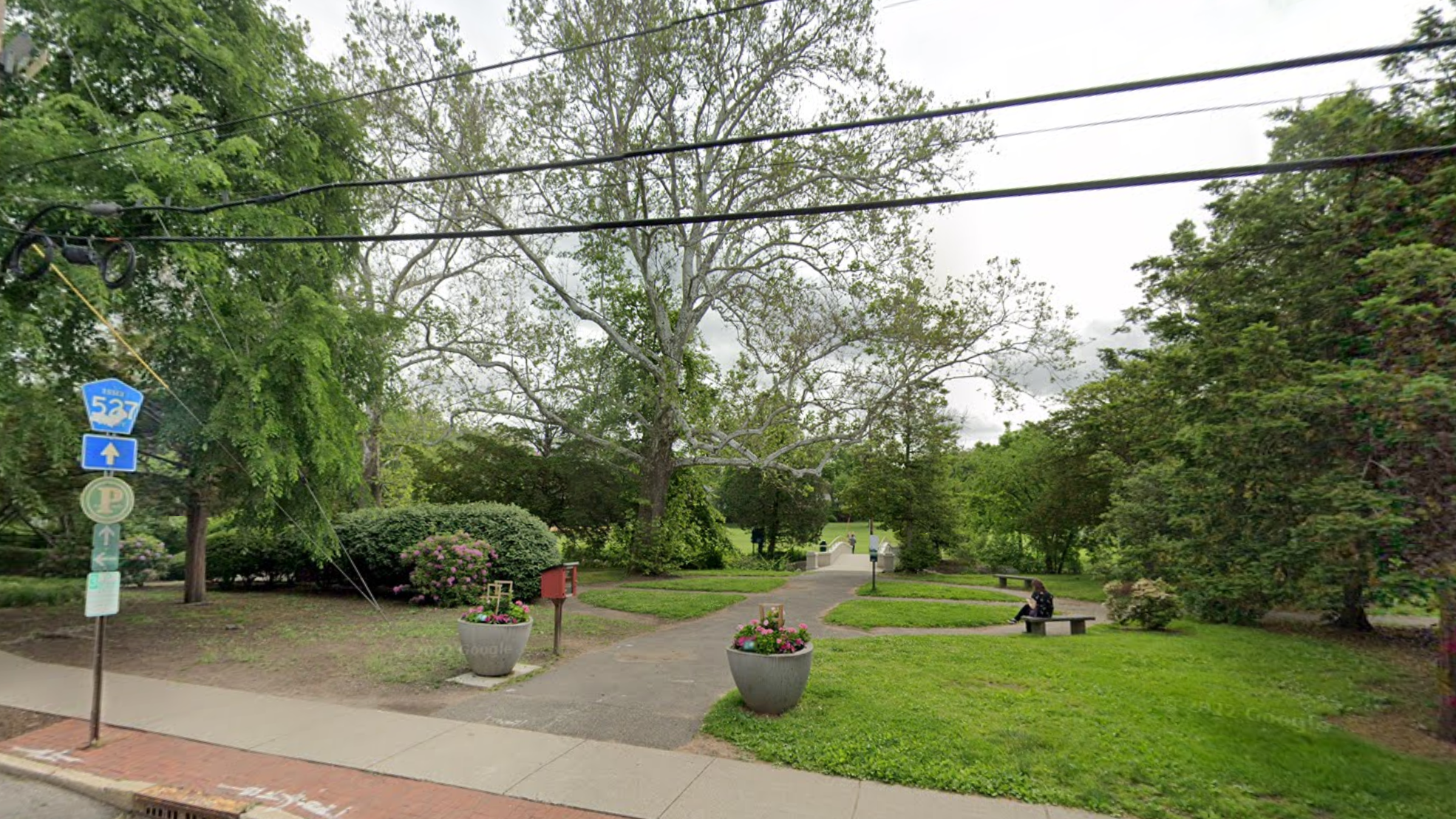 NJ man, teen arrested after tackling woman in park, stealing purse, cellphone