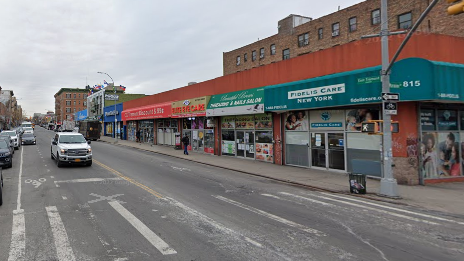 Early morning Bronx shooting leaves 26-year-old man dead