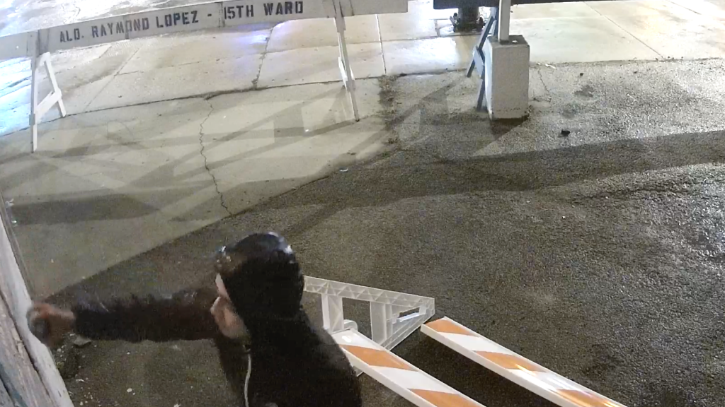 Man charged with spray-painting Ald. Ray Lopez’s Brighton Park office