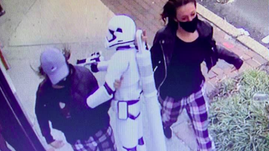 Stolen Stormtrooper statue returned to Long Island store after arrest