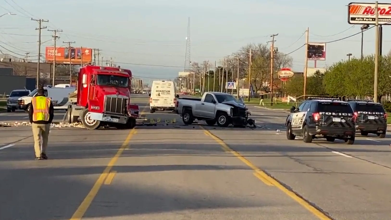 Police fatally shoot Roseville man who allegedly came at officers with knife after crashing pickup into semi