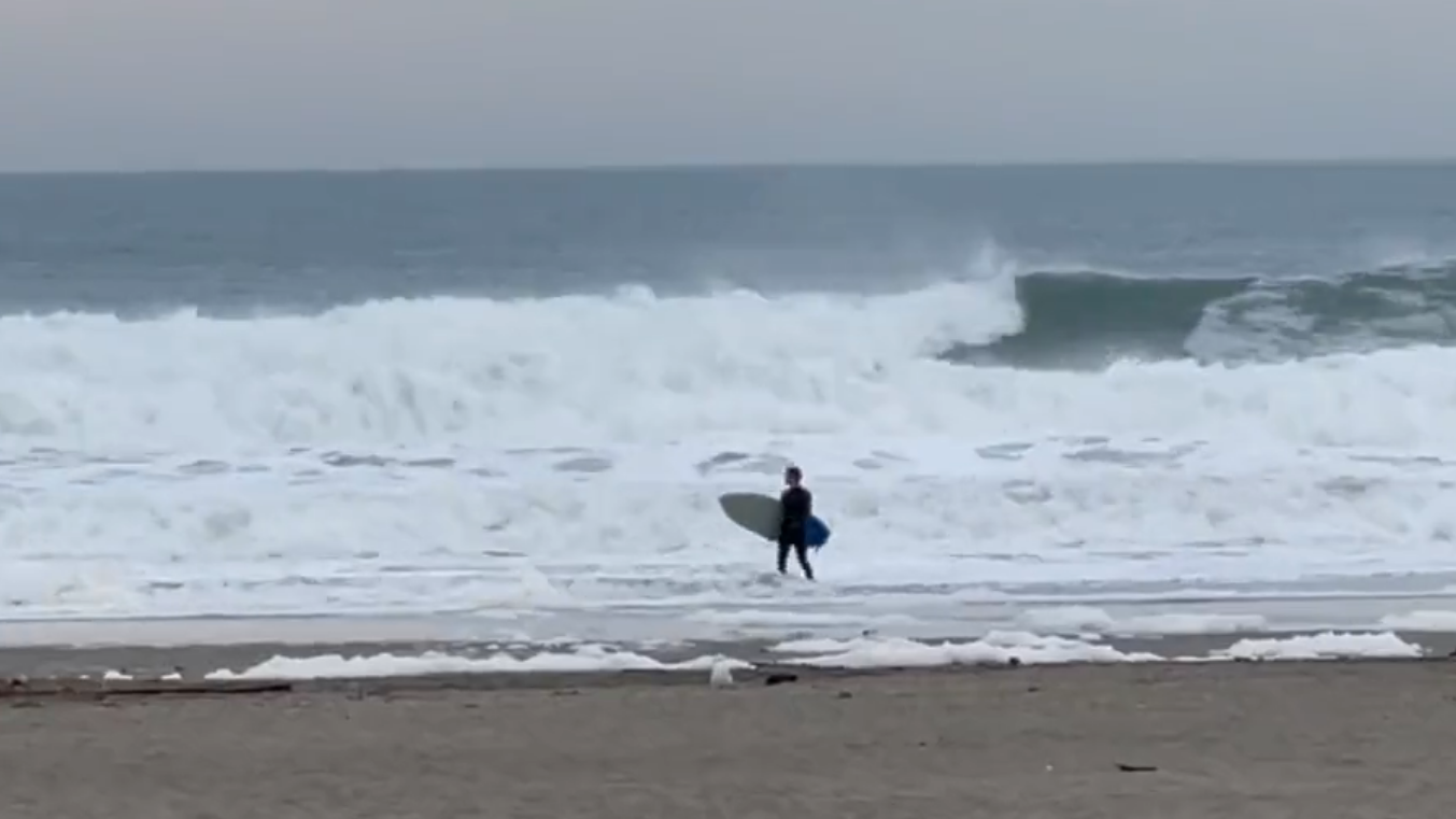 Surfer swept 300 feet off San Francisco shore amid Tsunami Advisory