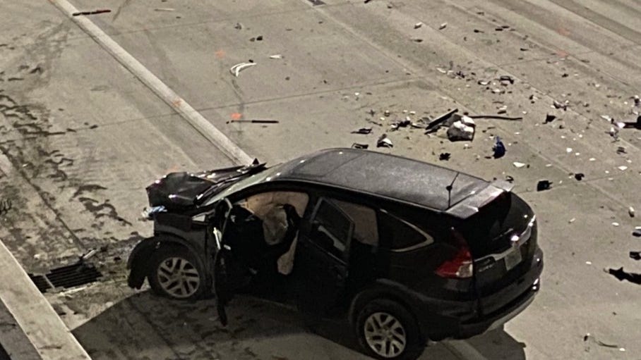Update: One person dead after being struck on I-75 in Hazel Park