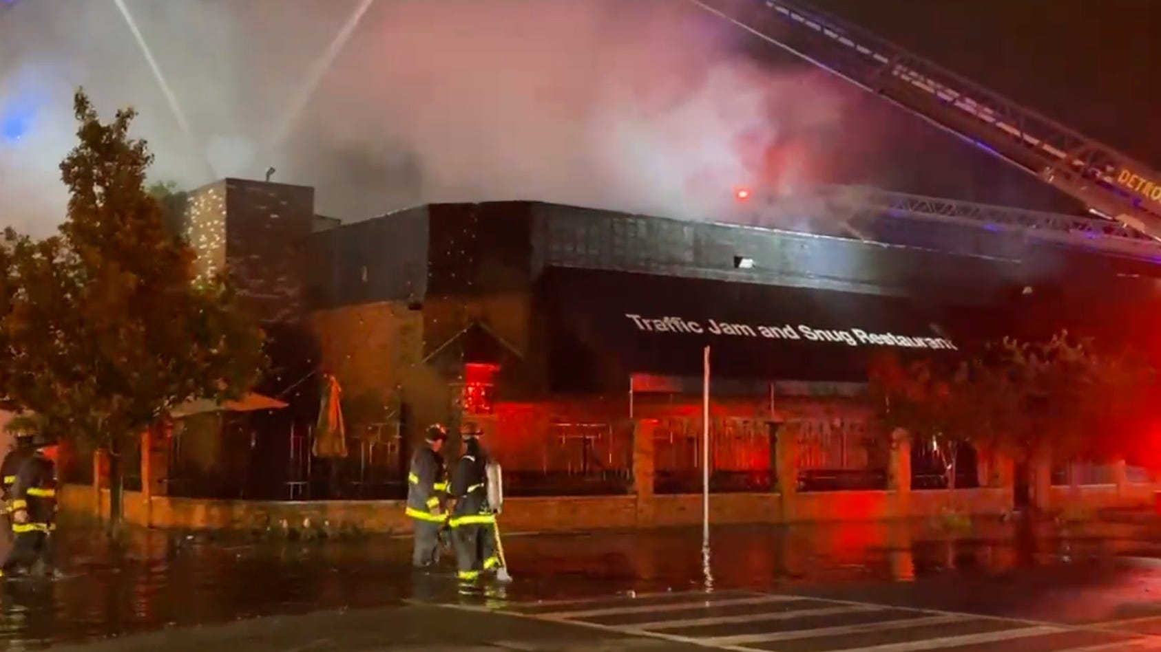 Fire destroys landmark restaurant in midtown Detroit