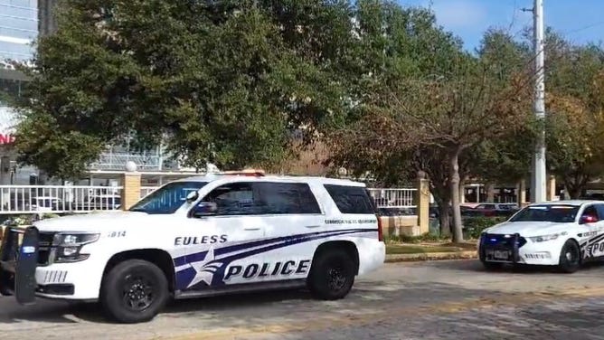 Christmas miracle: Widow of fallen Euless detective home from hospital
