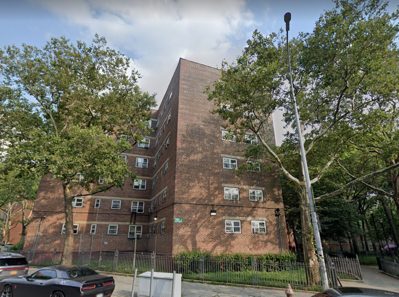 31-year-old shot and stabbed to death at Brooklyn NYCHA building