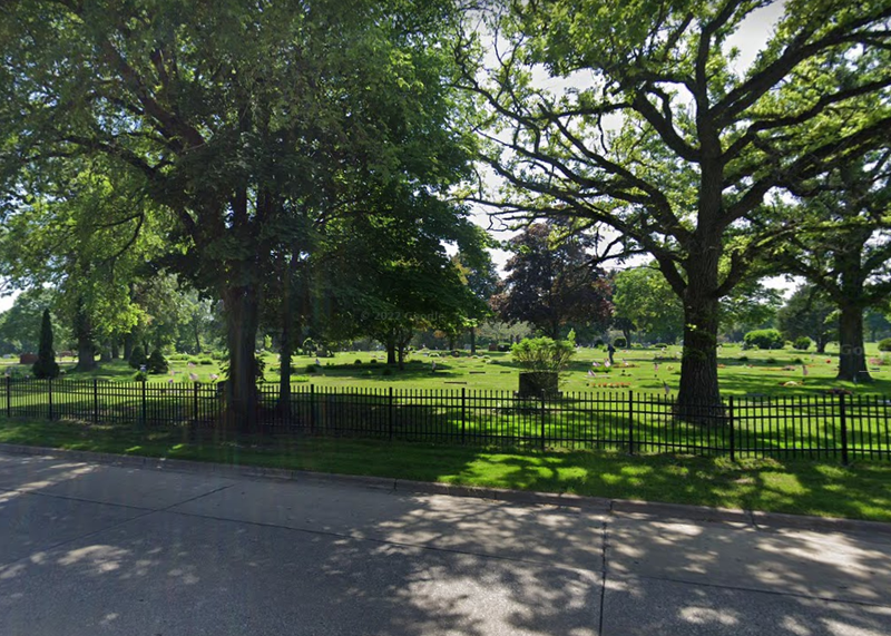 Graceland Cemetery in Graceland, Wisconsin