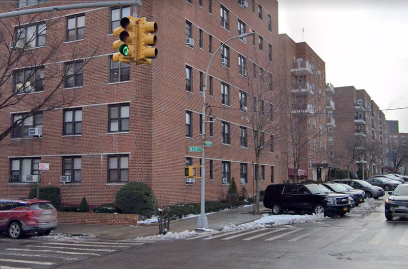 The intersection of Independence Avenue and W. 239th Street near where an NYPD auxiliary officer was shot and robbed early Saturday morning.
