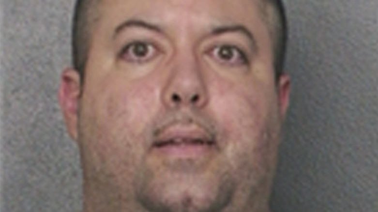 CT man arrested for sending over 100 threatening letters to politicians, judges, journalists