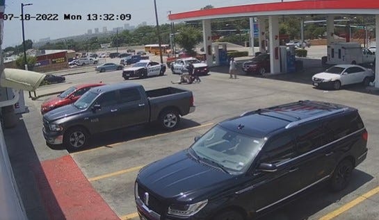 Two teenagers arrested in string of Dallas robberies