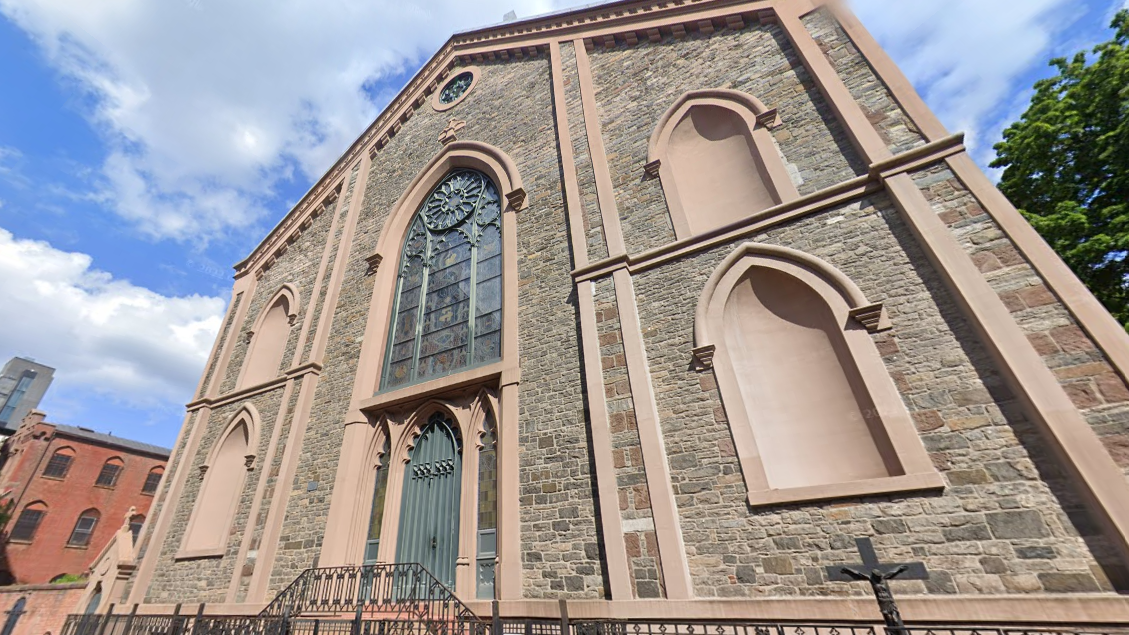 5 abortion rights demonstrators arrested during protest at Manhattan church