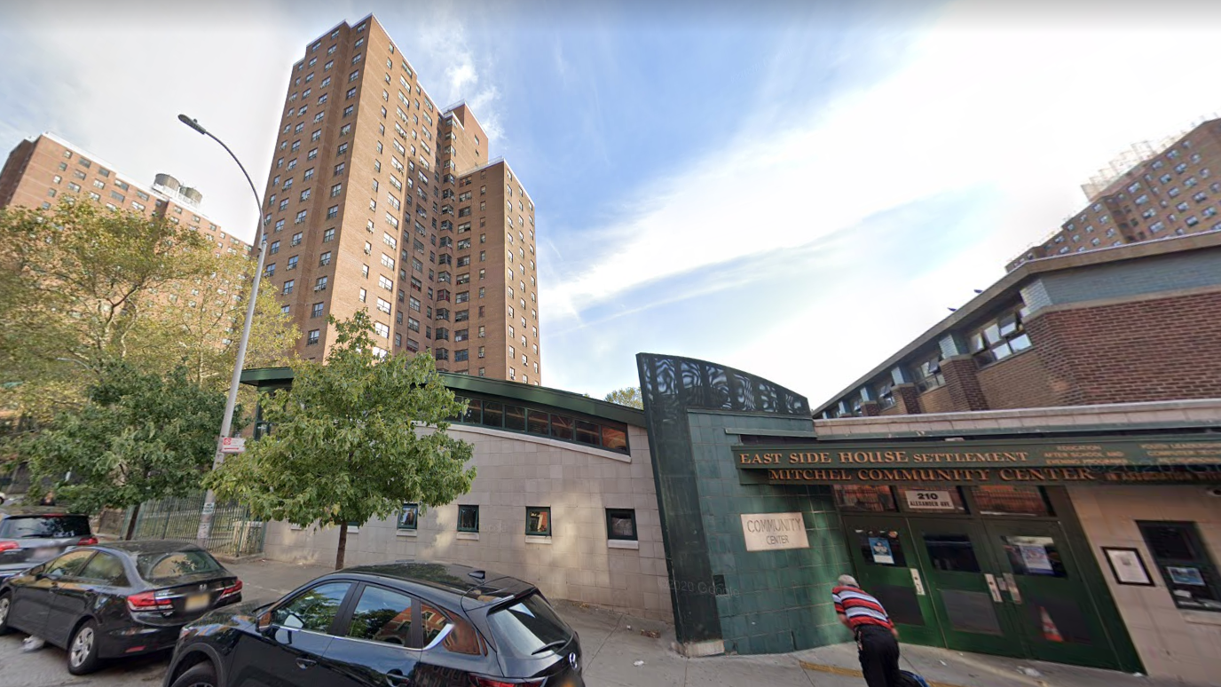 Man shot in the shin near NYCHA day care center in the Bronx