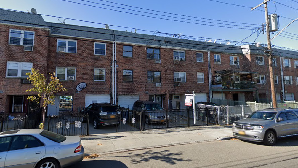 8-year-old girl killed, 2 adults hospitalized in Queens apartment fire