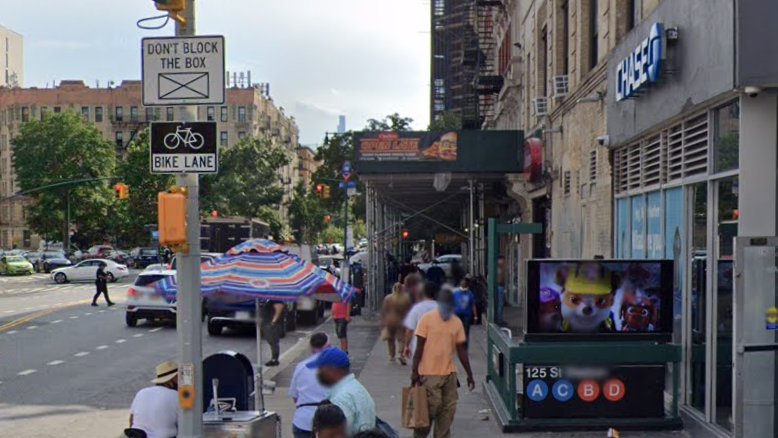 Man stabs commuter who ignored him when he tried to pick fight in subway