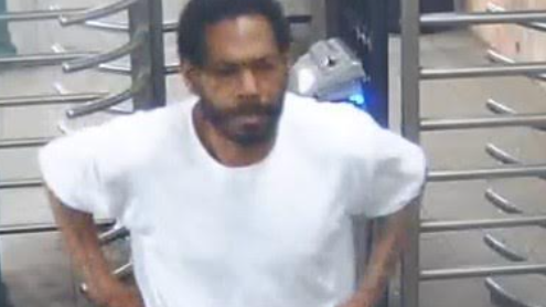 Cops search for man who grabbed stranger's buttocks in Manhattan subway station