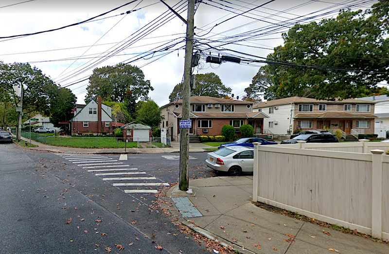 An off-duty NYPD detective and a gunman exchanged gunfire at 232nd Street and Lansing Avenue in Brookville, Queens, early Tuesday