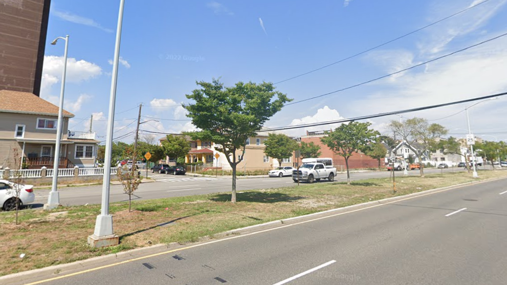 64-year-old pedestrian killed in Far Rockaway car crash