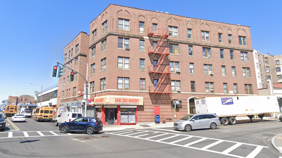 Motorcyclist fatally thrown from bike after crashing into truck in the Bronx