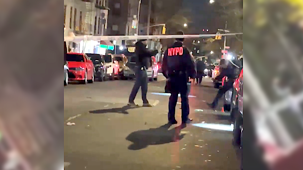Boy, 14, fatally shot by gunmen while walking down Bronx street