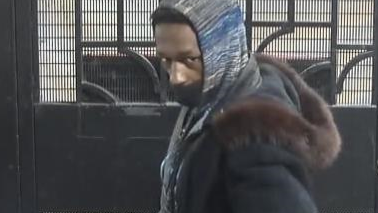 66-year-old man slashed in the face at Midtown subway station, suspect at-large