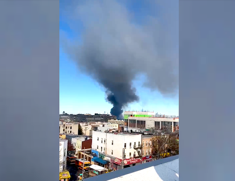 Officials urged residents to close their windows and avoid smoke as a plume hovered over Brooklyn on Dec. 13, 2022