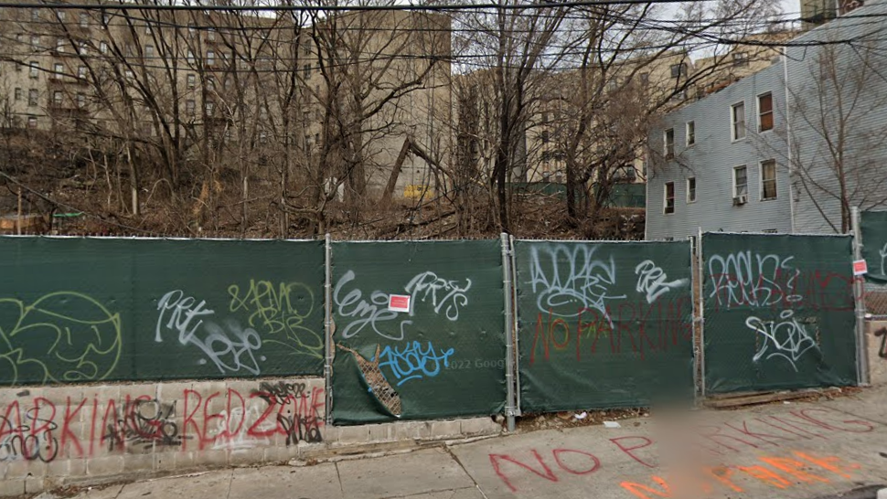 Worker killed by digger at Bronx construction site